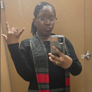 Meet your Posher, Aniya